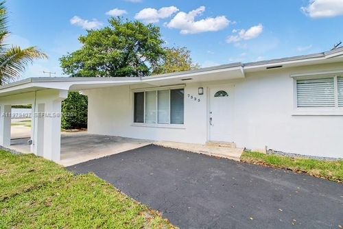 7325 Sw 98th Ct, Miami, FL, 33173-4635 | Card Image