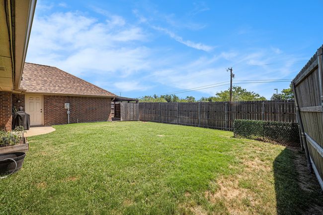 5501 Gateway Ln, House other with 3 bedrooms, 3 bathrooms and null parking in Arlington TX | Image 33
