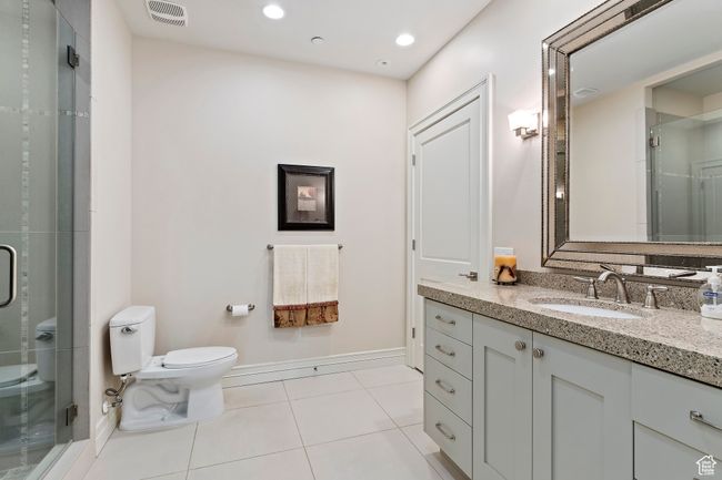 APT-204 - 1706 E Murray Holladay Rd, Condo with 2 bedrooms, 2 bathrooms and 2 parking in Holladay UT | Image 23