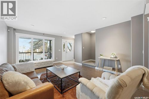 2129 Coy Ave, Saskatoon, SK, S7M0J3 | Card Image