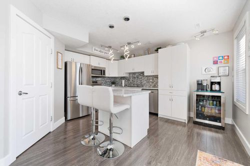 310-50 Westland Rd, Okotoks, AB, T1S2G4 | Card Image