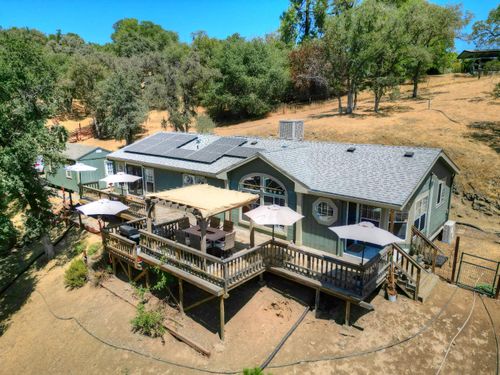 17045 Table Mountain Rd, Jamestown, CA, 95327 | Card Image