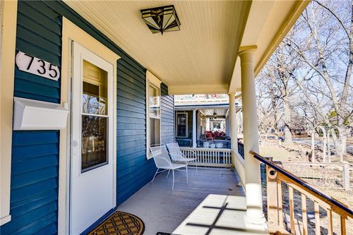 735 Missouri St, Lawrence, KS, 66044-2355 | Card Image