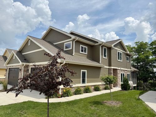 6672 Church Hill Ct, Deforest, WI, 53532-9139 | Card Image