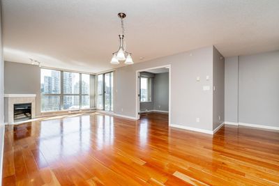 904 - 290 Newport Dr, Condo with 2 bedrooms, 2 bathrooms and 2 parking in Port Moody BC | Image 2