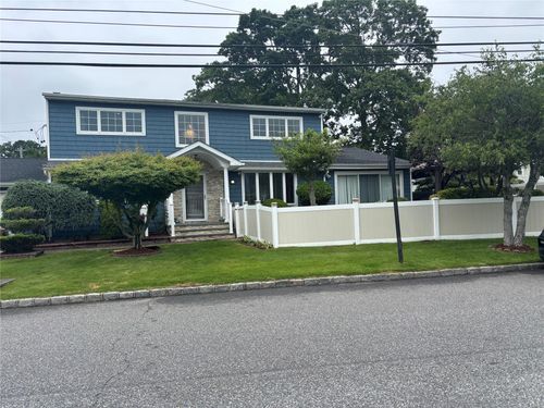 149 Warwick Ave, Copiague, NY, 11726-4221 | Card Image