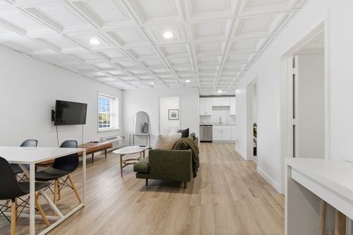 apt-23-1112 Clifton Ln, Nashville, TN, 37204-3242 | Card Image