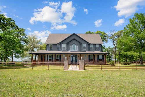 6400 Koppe Bridge Rd, College Station, TX, 77845-7103 | Card Image