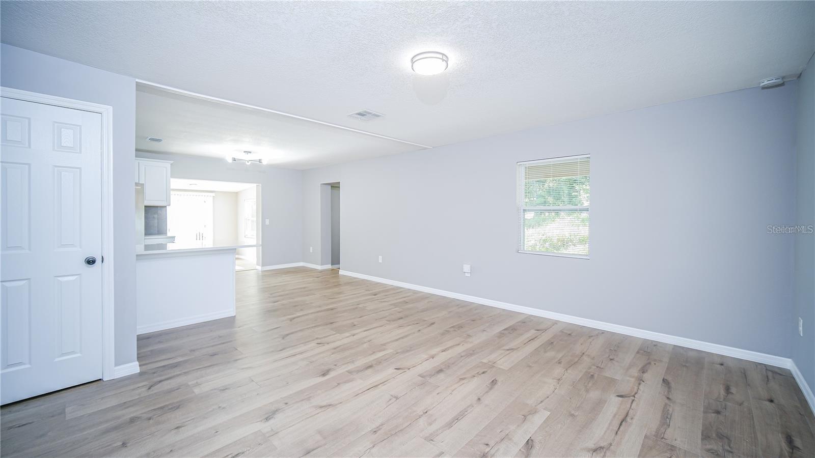 Residential in FRUITLAND PARK 4