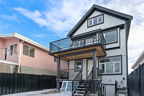 6749 Knight St, Vancouver, BC, V5P2W4 | Card Image