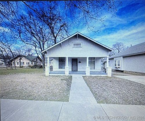 105 E 3rd St, Okmulgee, OK, 74447-4010 | Card Image