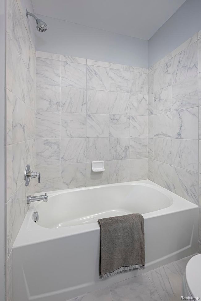13 - 5171 Avery St, Condo with 2 bedrooms, 3 bathrooms and null parking in Detroit MI | Image 13
