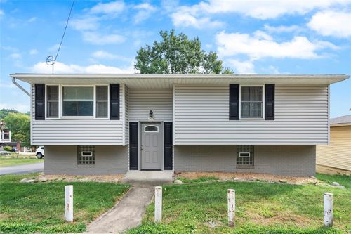 305 Railroad St, Midway, PA, 15060-1158 | Card Image