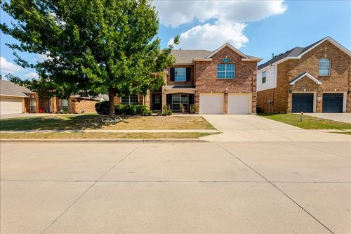 8158 Painted Tree Trl, Fort Worth, TX, 76131-4559 | Card Image