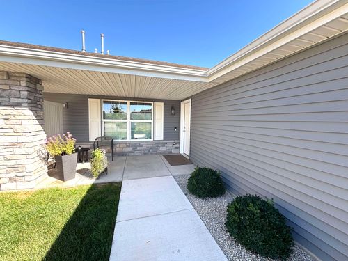 4489 Squaw Valley Dr, Loves Park, IL, 61111-5399 | Card Image