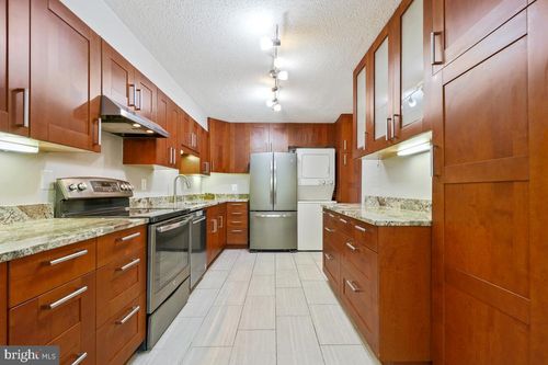apt-105-5904 Mount Eagle Dr, ALEXANDRIA, VA, 22303-2535 | Card Image