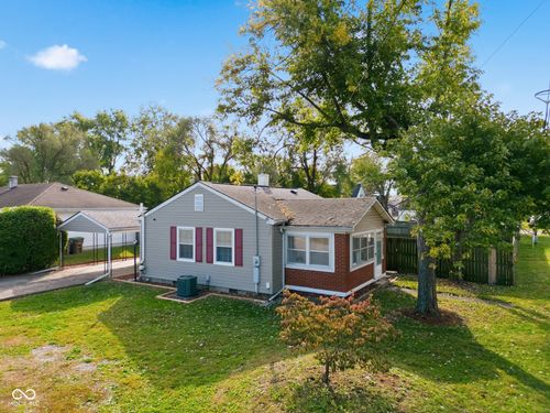 41 Cherry St, Columbus, IN, 47201-7001 | Card Image