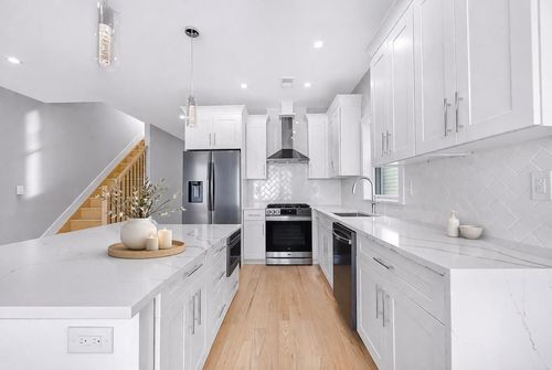 2-88 W 20th St, Bayonne, NJ, 07002-2612 | Card Image