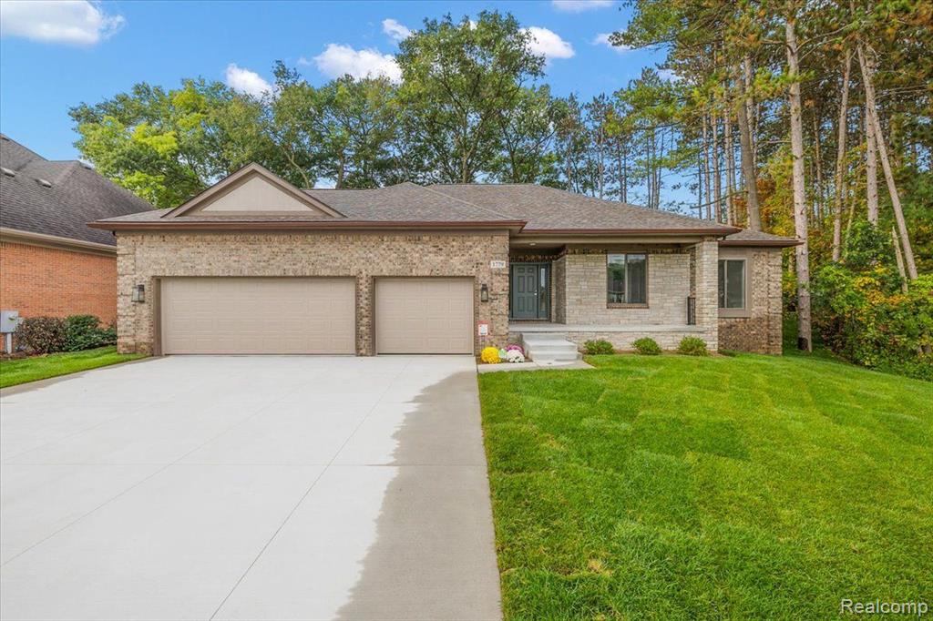 Troon Ct, Oxford, MI 48371 #1