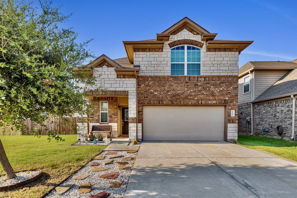 Spring Hollow Dr, Baytown, TX 77521