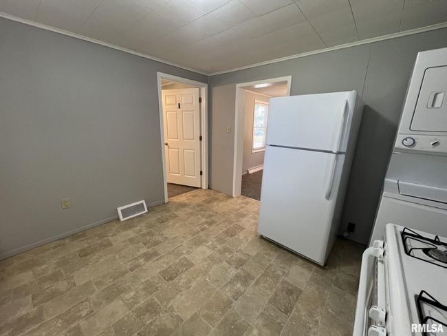 700 Willow St, House other with 2 bedrooms, 1 bathrooms and null parking in Kewanee IL | Image 14