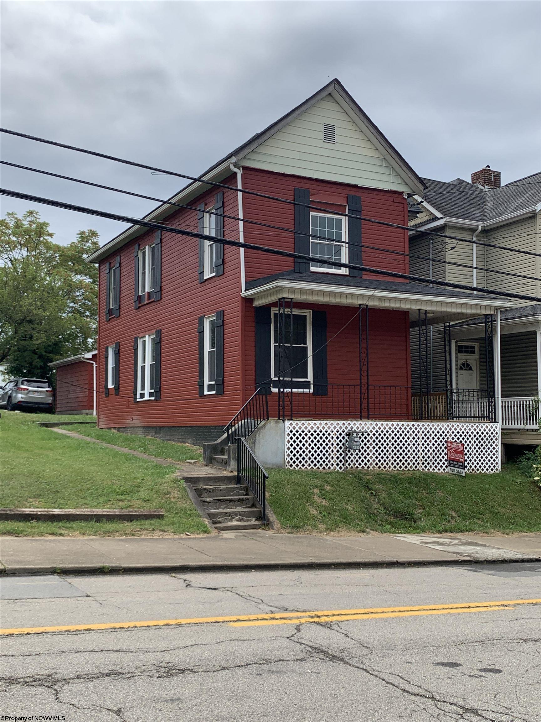 Pike St, Clarksburg, WV 26301