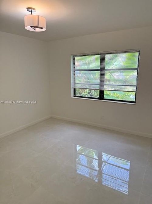 apt-h102-3101 Oakland Shores Dr, Oakland Park, FL, 33309-5616 | Card Image