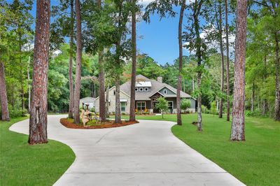 Expansive one story dream on 3-acre park-like setting! | Image 1