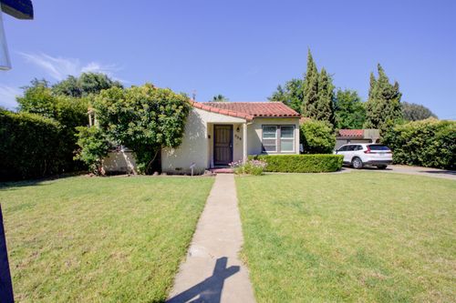 528 N 4th St, Patterson, CA, 95363-2112 | Card Image