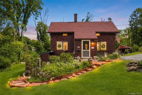 166 Bull Mill Rd, Chester, NY, 10918-2627 | Card Image