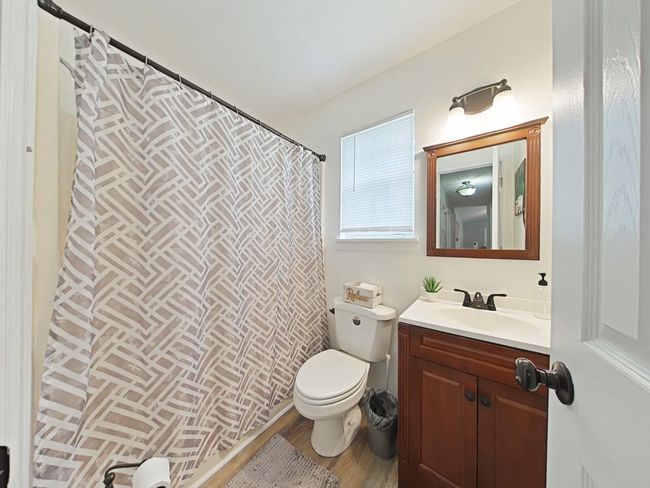 19-Bathroom (32) | Image 15