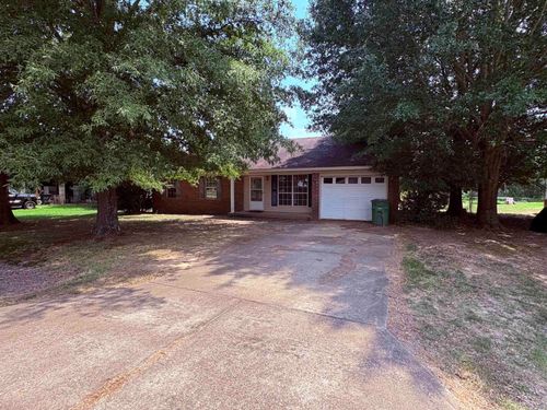 1809 Birchwood Dr, Beebe, AR, 72012-3447 | Card Image