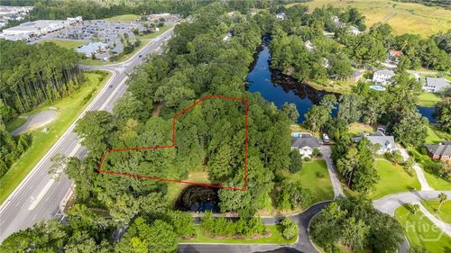 161 Sterling Woods Dr, Richmond Hill, GA, 31324-4343 | Card Image