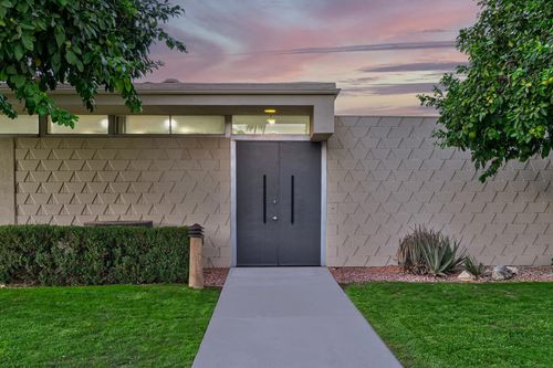314 Desert Lakes Dr, Palm Springs, CA, 92264-5514 | Card Image