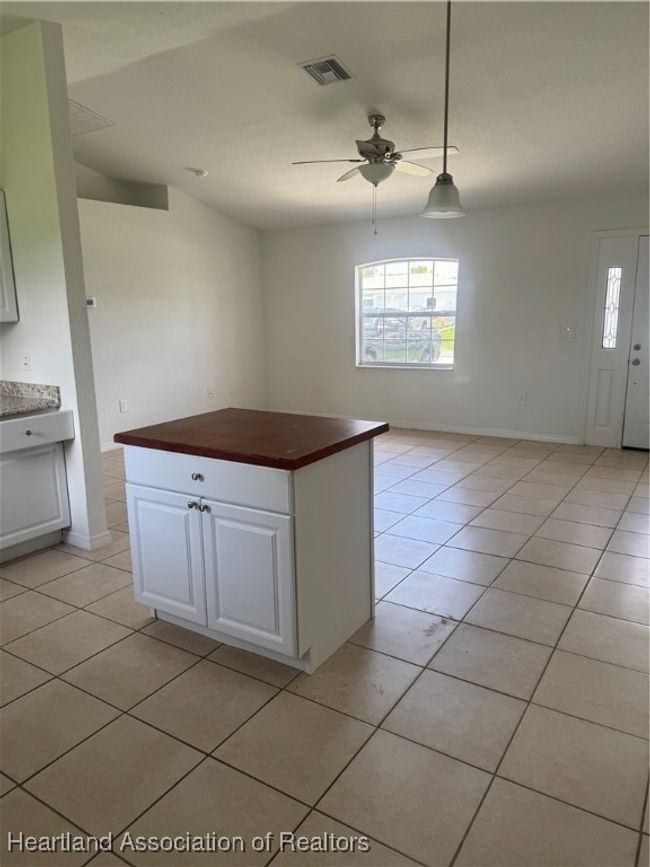 1411 Bittersweet St, House other with 3 bedrooms, 2 bathrooms and null parking in LAKE PLACID FL | Image 6