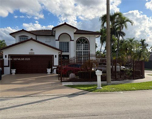 13966 Sw 13th St, Miami, FL, 33184-3523 | Card Image