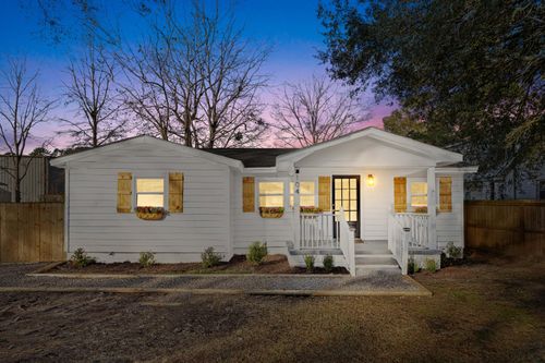 104 Atlantic St, Summerville, SC, 29483-3220 | Card Image