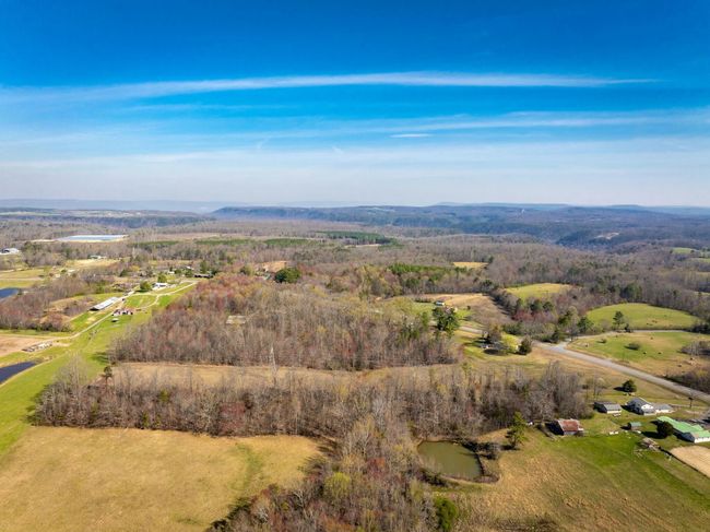 8615 Highway 301, House other with 2 bedrooms, 1 bathrooms and null parking in TRENTON GA | Image 27