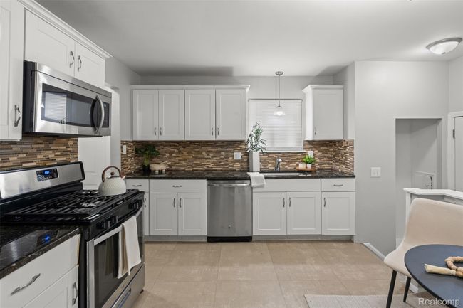 339 shotka st_063.jpg | Image 10