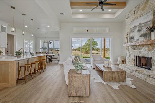 23 High Meadow Trail, House other with 4 bedrooms, 3 bathrooms and null parking in Franklin TX | Image 6