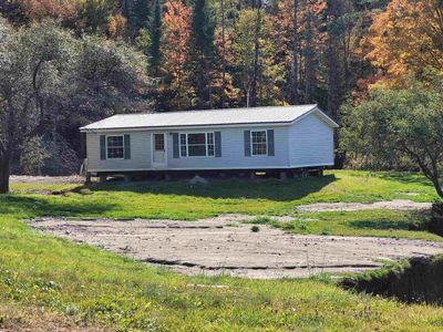 66 Brook Road, House other with 3 bedrooms, 2 bathrooms and null parking in Lyndon VT | Image 1