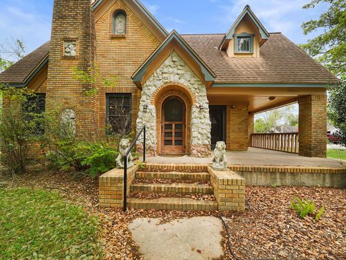 229 E Cedar St, Angleton, TX, 77515-4645 | Card Image