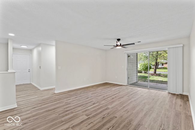 UNIT-104 - 8216 Glenwillow Ln, Condo with 3 bedrooms, 2 bathrooms and null parking in Indianapolis IN | Image 10