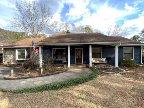 5329 Memorial Ln, Powder Springs, GA, 30127-3425 | Card Image