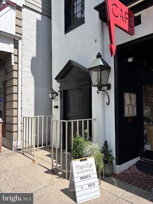 a2-142 Kings Hwy E, HADDONFIELD, NJ, 08033-2004 | Card Image