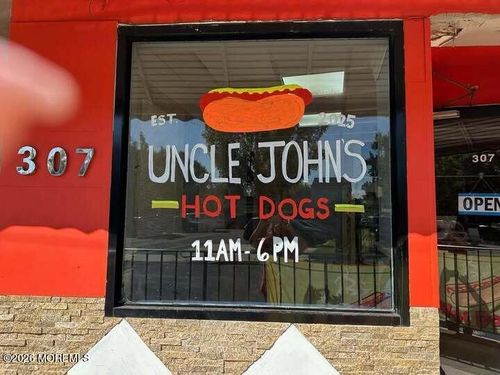 307 Port Monmouth Rd, North Middletown, NJ, 07748-5671 | Card Image