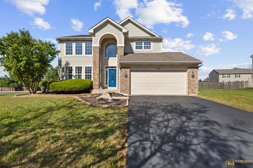 250 Annelise Ln, Volo, IL, 60020-3413 | Card Image