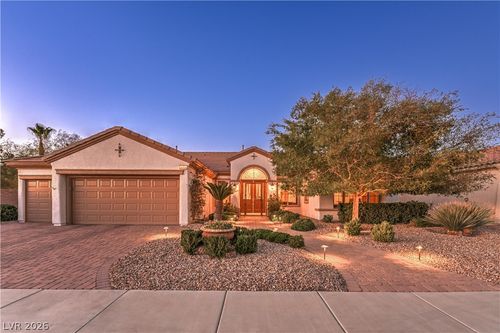 3114 Scotts Valley Dr, Henderson, NV, 89052-6925 | Card Image