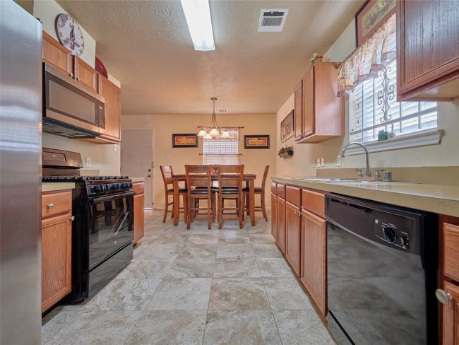 21603 Micheala Way, House other with 3 bedrooms, 3 bathrooms and 2 parking in Humble TX | Image 7