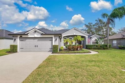 331 Sabal Springs Court, House other with 4 bedrooms, 2 bathrooms and null parking in Debary FL | Image 2